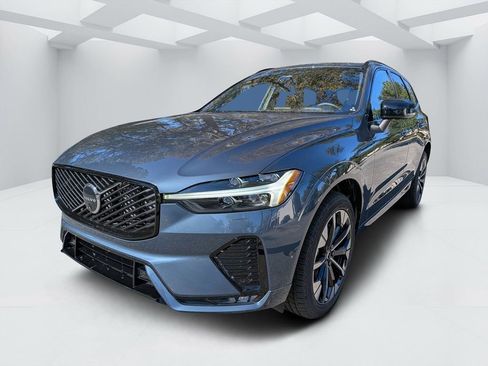 New 2026 Volvo XC60 B5 Plus w/ Protection Package Premier AWD/4WD image 7