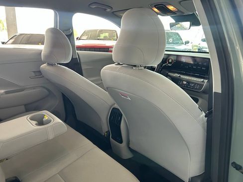 Used 2024 Hyundai Kona SEL FWD image 38