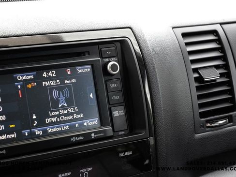 Used 2019 Toyota Sequoia Platinum AWD/4WD image 22