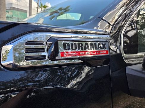 New 2026 GMC Sierra 2500 Denali w/ Denali Reserve Package image 3