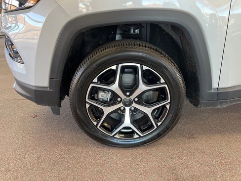 New 2026 Jeep Compass Limited image 4