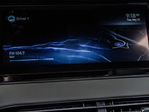 Used 2022 Hyundai Palisade Limited w/ Winter Package FWD image 27