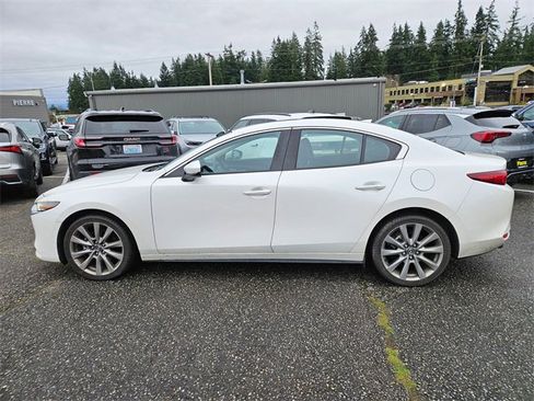 Used 2022 MAZDA MAZDA3 s image 2