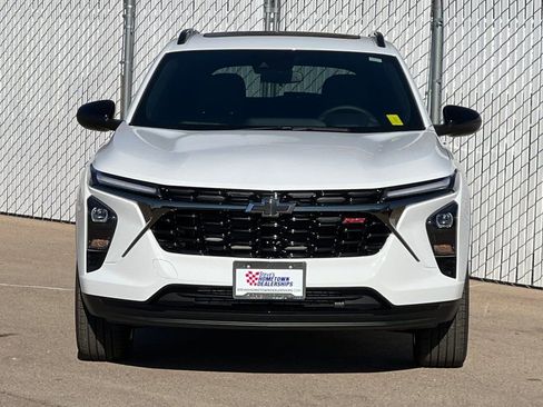 New 2026 Chevrolet Trax RS w/ Sunroof Package FWD image 6