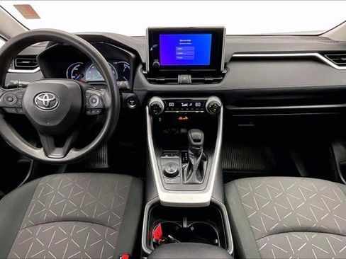 Used 2024 Toyota RAV4 XLE w/ Convenience Package image 15