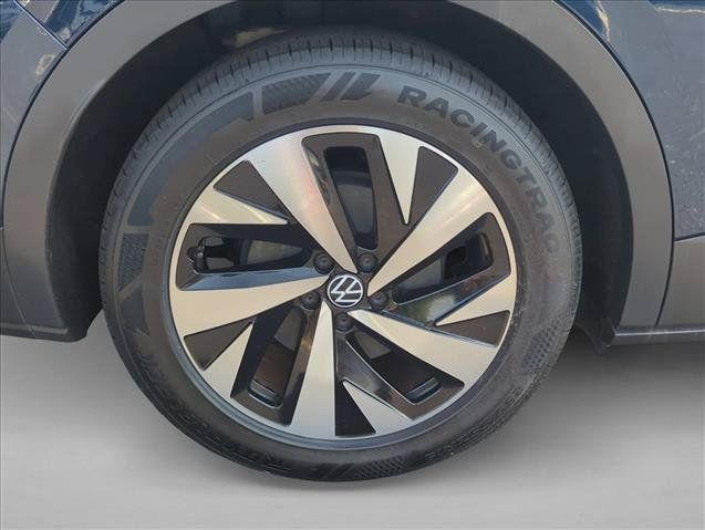 Used 2023 Volkswagen ID.4 2WD image 7