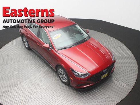 Used 2023 Hyundai Sonata SEL FWD image 3
