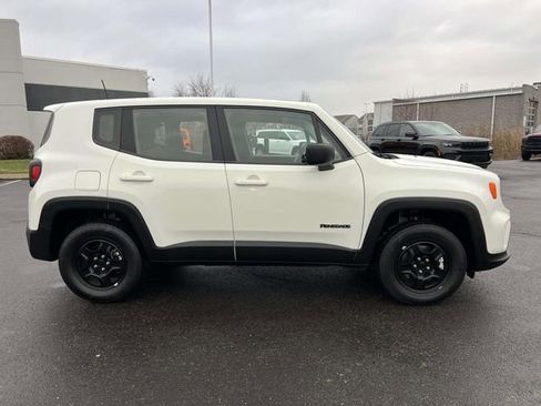 Certified 2022 Jeep Renegade Sport image 10