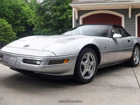 Used 1996 Chevrolet Corvette Convertible RWD image 23