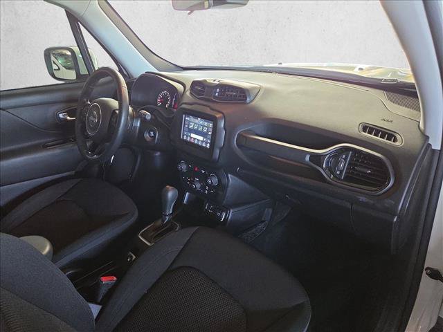 Used 2020 Jeep Renegade Altitude FWD image 20