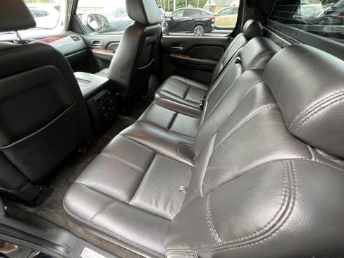 Used 2008 Chevrolet Avalanche LT w/ LT Preferred Equipment Group image 3