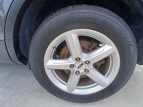 Used 2018 Ford Explorer XLT FWD image 20