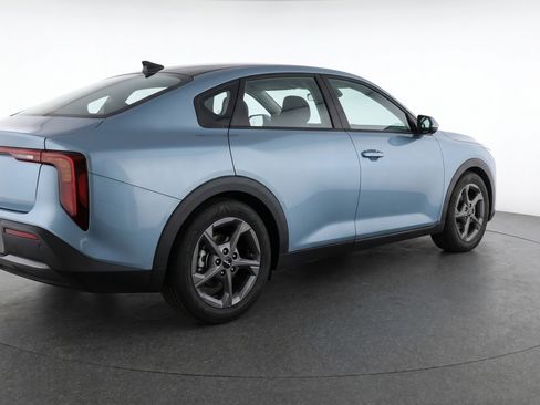 Used 2025 Kia K4 FWD image 9