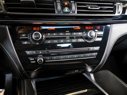Used 2017 BMW X6 M AWD/4WD image 29