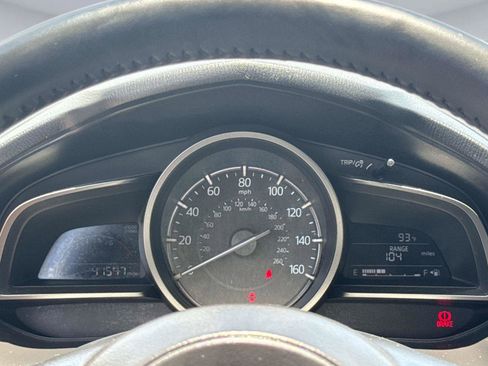 Used 2018 MAZDA MAZDA3 Touring FWD image 29