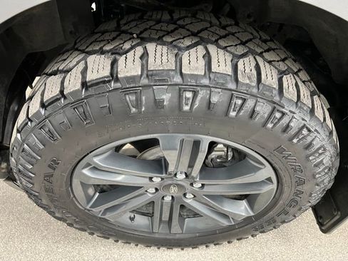 Used 2021 Ford F150 Lariat w/ Equipment Group 502A High AWD/4WD image 14