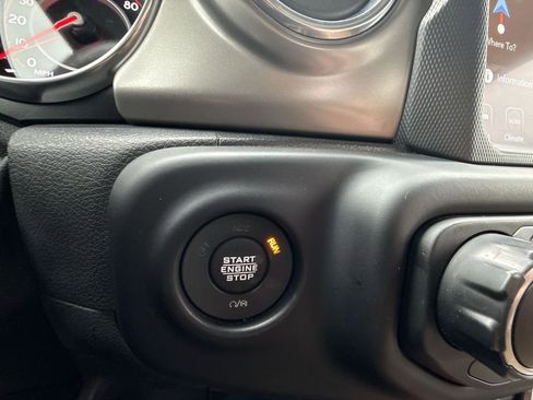 Used 2021 Jeep Gladiator Rubicon image 23