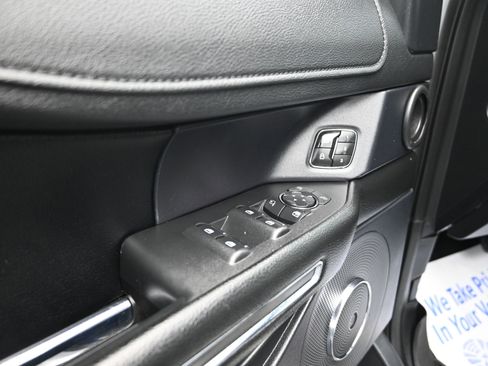 Used 2018 Ford Expedition Max XLT w/ Equipment Group 202A image 25