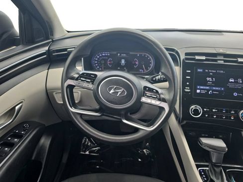Used 2023 Hyundai Tucson SEL FWD image 15