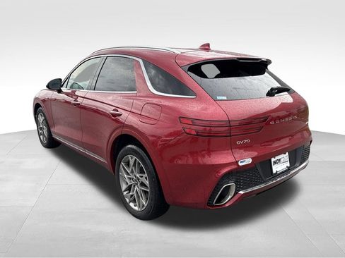 Used 2025 Genesis GV70 2.5T AWD/4WD image 6