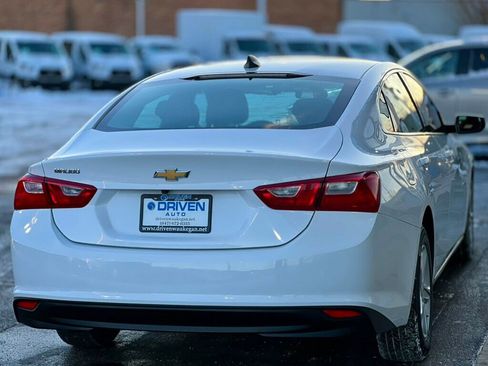 Used 2020 Chevrolet Malibu LS image 32
