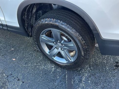 Certified 2023 Honda Ridgeline RTL image 9