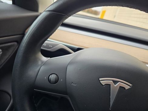 Used 2018 Tesla Model 3 Long Range image 25