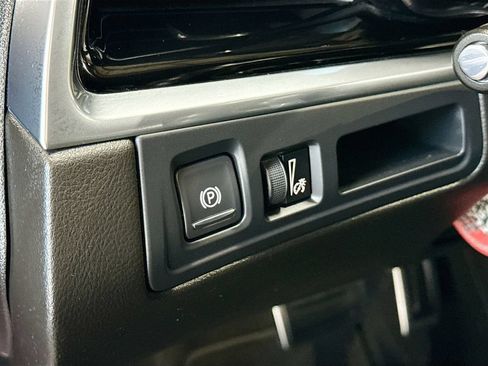 Used 2023 Cadillac XT6 Sport AWD/4WD image 11