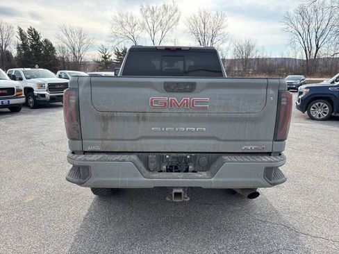 Used 2025 GMC Sierra 2500 AT4 w/ AT4 Premium Plus Package image 3