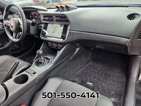 Used 2023 Nissan Z w/ Floor Mat Package (L93) RWD image 14