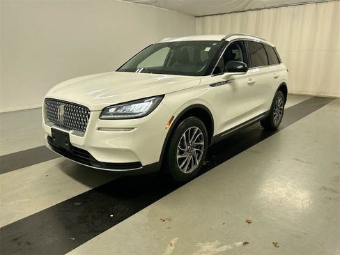 Used 2022 Lincoln Corsair AWD w/ Equipment Group 101A image 5