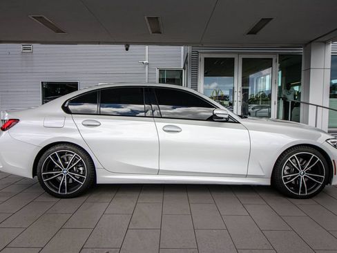 Used 2019 BMW 330i xDrive Sedan AWD/4WD image 3