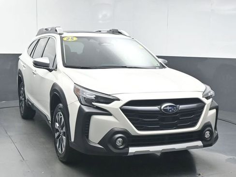Certified 2025 Subaru Outback Touring w/ Popular Package #2 image 2