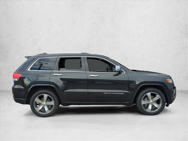 Used 2015 Jeep Grand Cherokee Overland RWD image 4