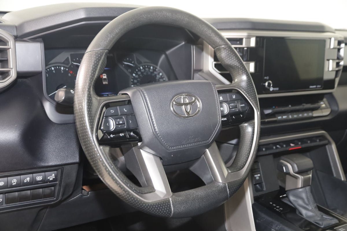 Used 2022 Toyota Tundra SR5 AWD/4WD image 6