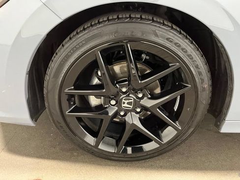 Used 2023 Honda Civic Sport image 28