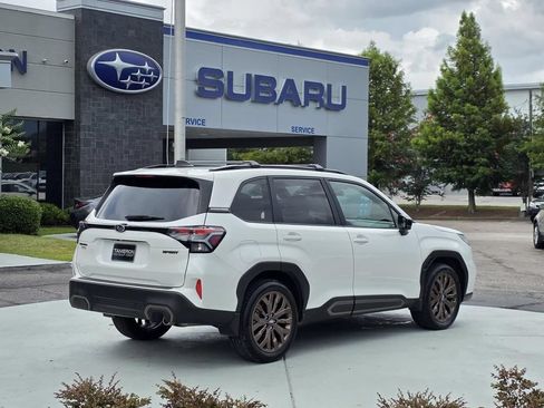 Used 2025 Subaru Forester Sport w/ Popular Package #2 AWD/4WD image 5