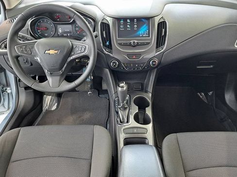 Used 2018 Chevrolet Cruze LT w/ LT Fleet Convenience Package FWD image 26