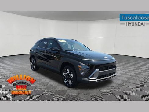 Used 2025 Hyundai Kona SEL AWD/4WD image 1