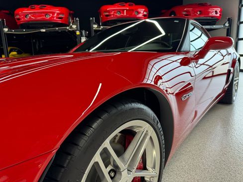 Used 2007 Chevrolet Corvette Z06 w/ Preferred Equipment Group RWD image 30