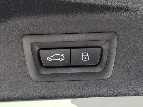 Certified 2026 BMW X7 xDrive40i w/ Executive Package image 29