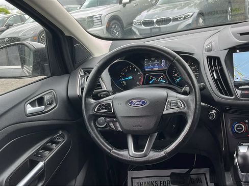 Used 2018 Ford Escape Titanium w/ Ford Safe & Smart Package AWD/4WD image 23
