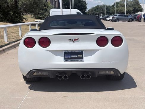 Used 2007 Chevrolet Corvette Convertible w/ Preferred Equipment Group RWD image 5