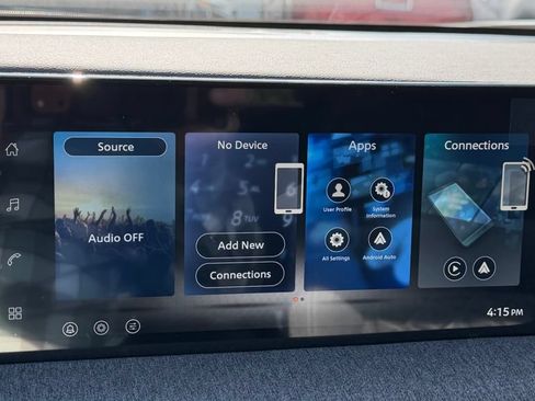 Used 2026 Nissan Kicks SV FWD image 22