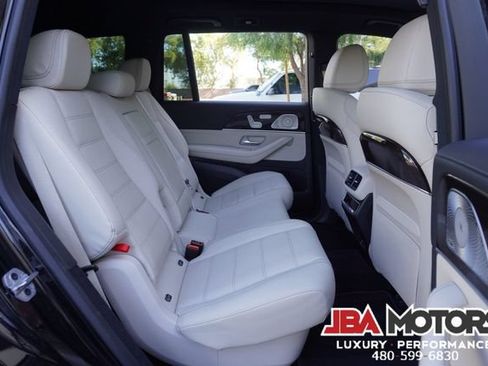 Used 2024 Mercedes-Benz GLS 580 4MATIC image 95