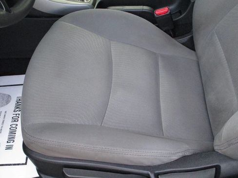 Used 2015 Hyundai Elantra SE w/ Option Group 02 image 10