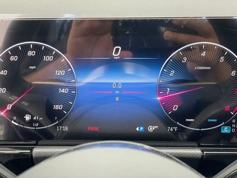 New 2026 Mercedes-Benz GLA 250 image 2