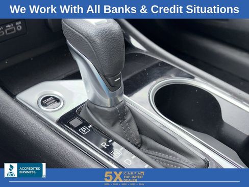 Used 2024 Nissan Altima 2.5 SV image 21