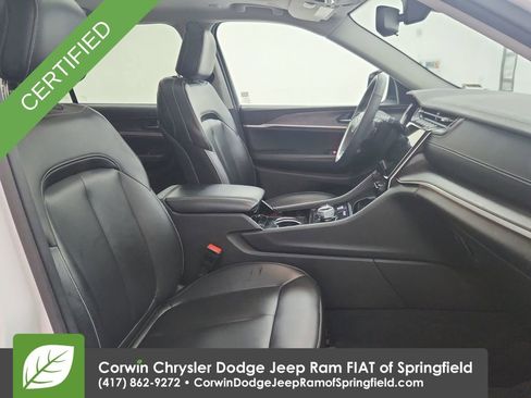 Used 2023 Jeep Grand Cherokee L Limited w/ Trailer Tow Group (B) AWD/4WD image 35