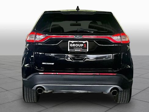 Used 2016 Ford Edge Titanium w/ Technology Package AWD/4WD image 4